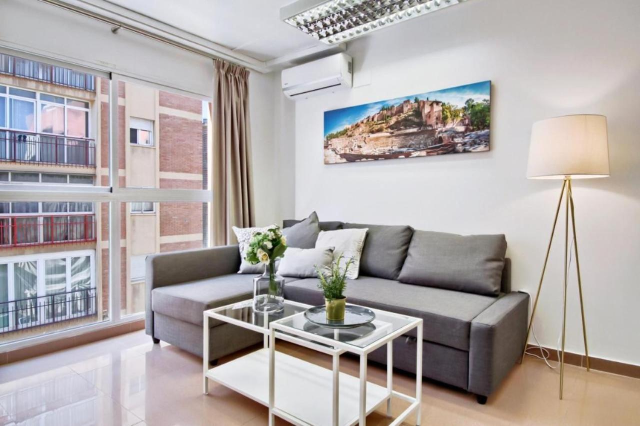 Amplio Piso Con Terraza Apartment Malaga Exterior photo