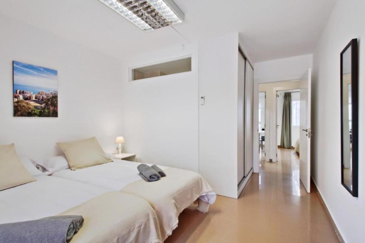 Amplio Piso Con Terraza Apartment Malaga Exterior photo